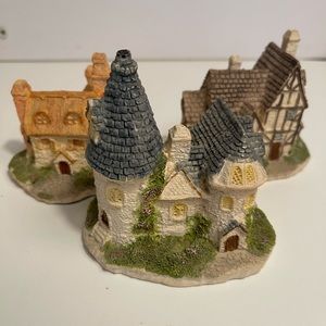 Vintage 1984 David Winter The CHAPEL Figurine At Center Village LOT